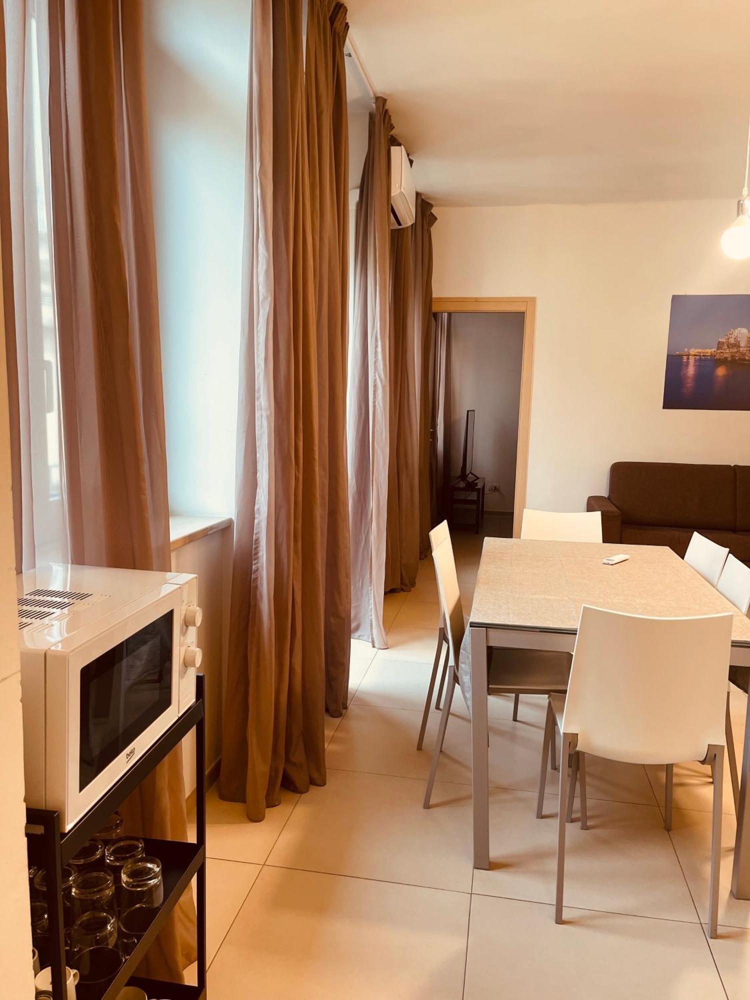 Berga Exclusive Suite 5 Бари Экстерьер фото